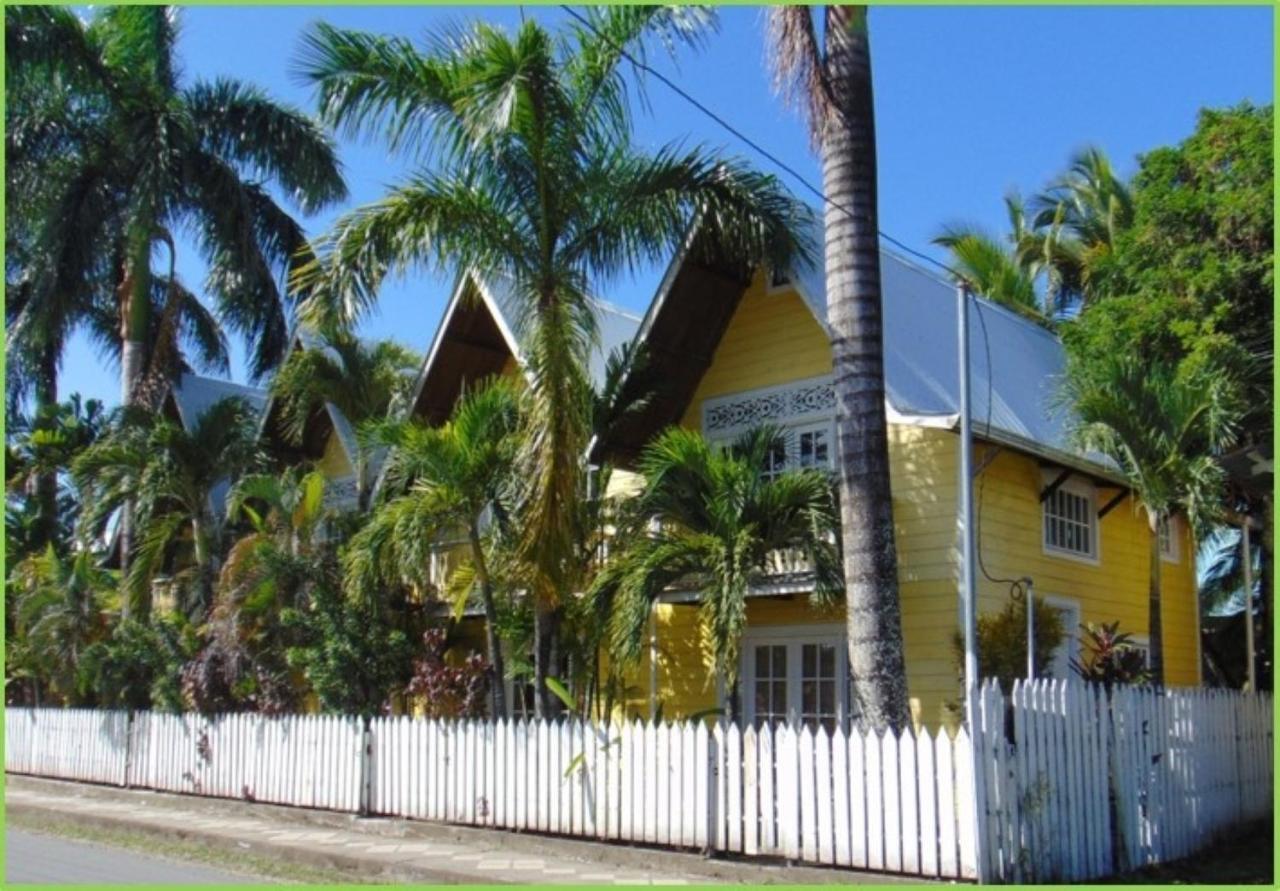 Yellow Houses Bocas Bocas del Toro Exterior photo